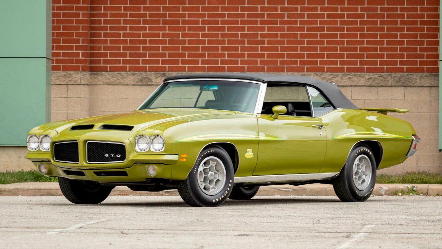 1 of 2 1971 Pontiac GTO Judge Convertibles in Tropical Lime Sells for ...