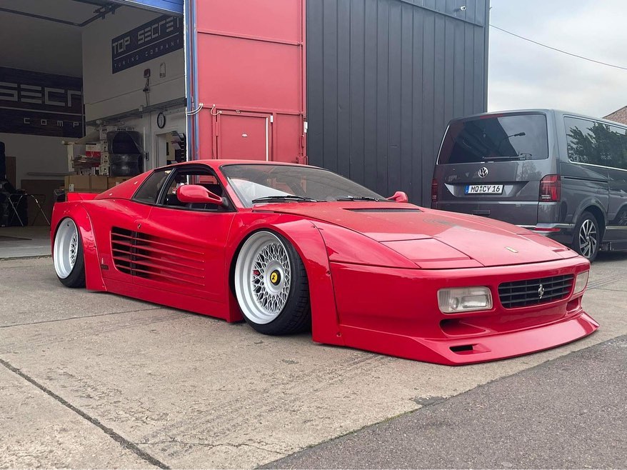 ferrari testarossa 2022