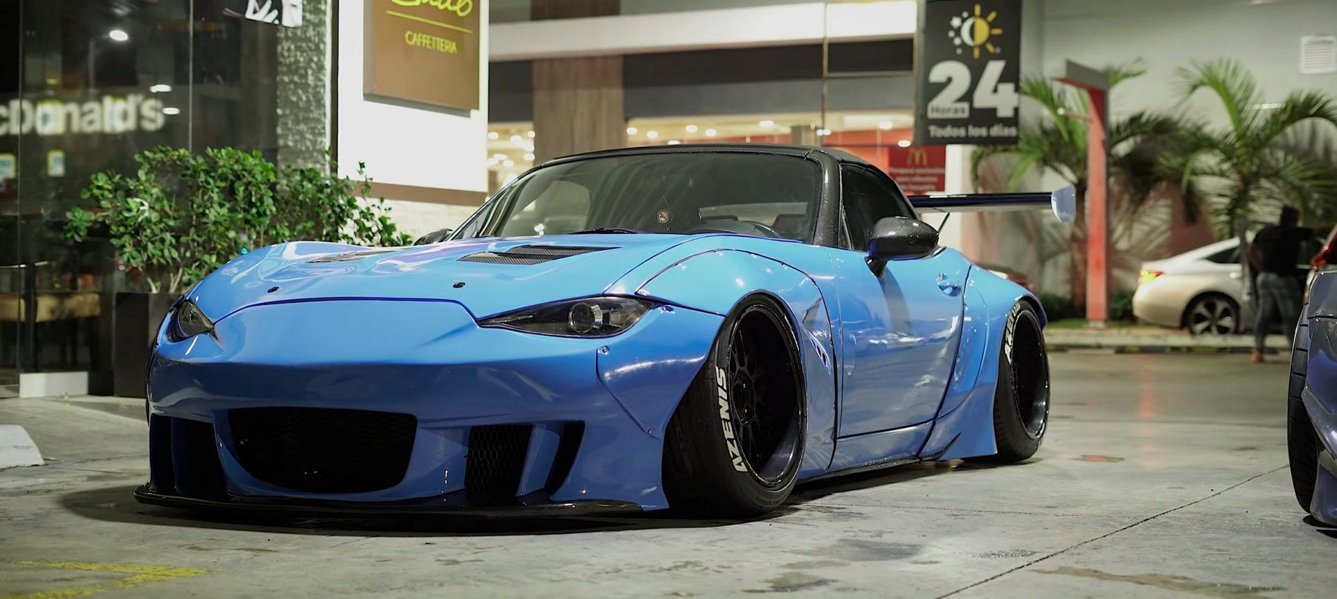 Widebody Mazda MX-5 Miata ND Rocket Bunny With Carbon Bits Meets Custom ...