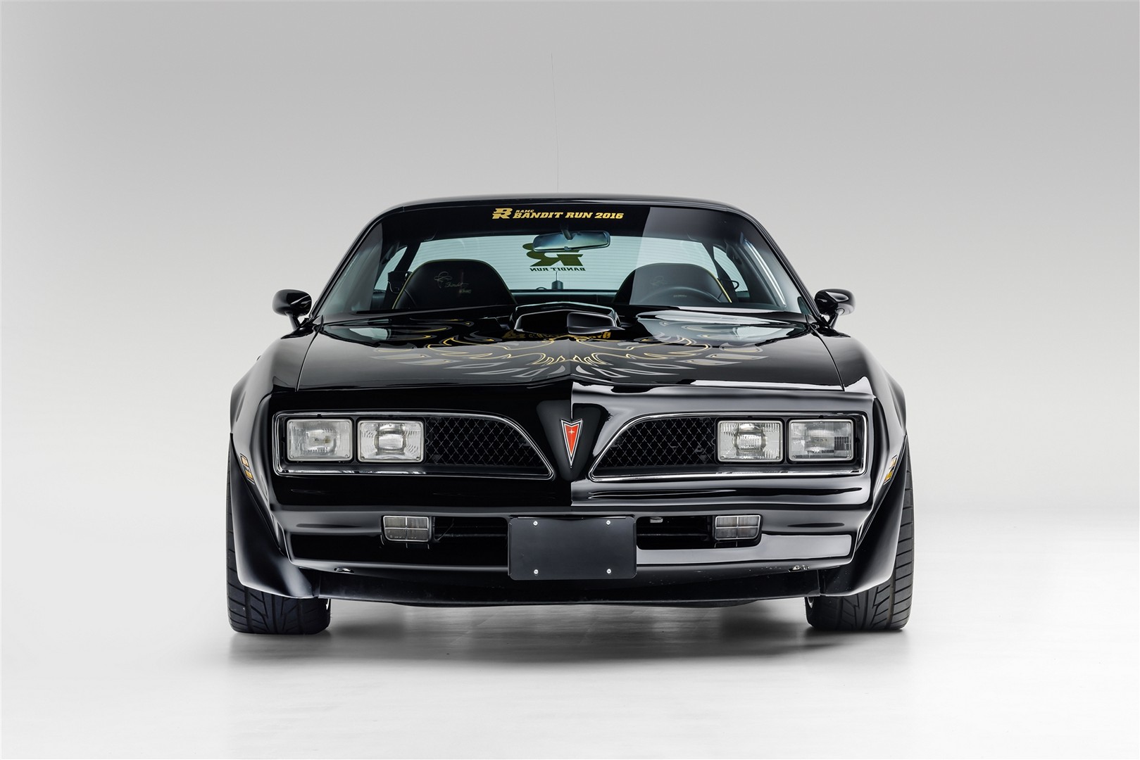 Burt Reynolds' Personal 1978 Pontiac Firebird Formula Matches 600 HP 8. ...