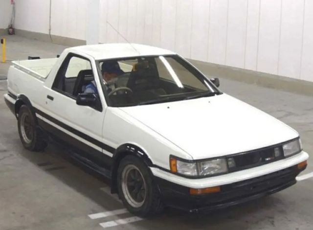 Toyota AE86 Corolla Levin Pickup Truck Is Ready for Delivery With a ...