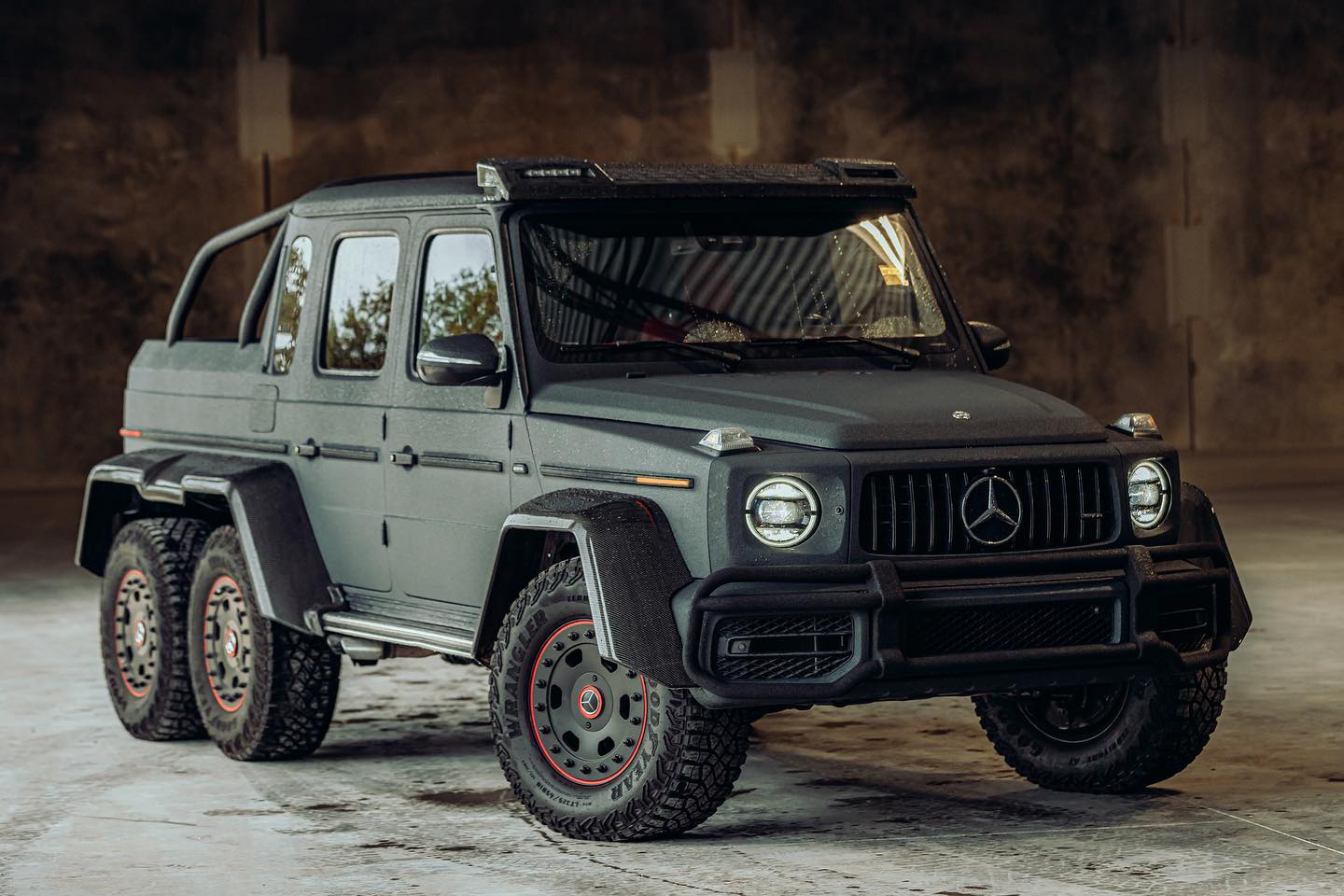 Apocalypse 6x6 MercedesBenz GClass Cerberus Is a KevlarCoated Second