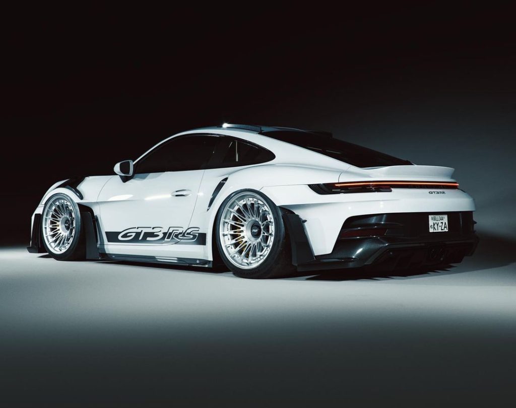 Wingless 992 Porsche 911 GT3 RS Touring Package Makes Digital Sense